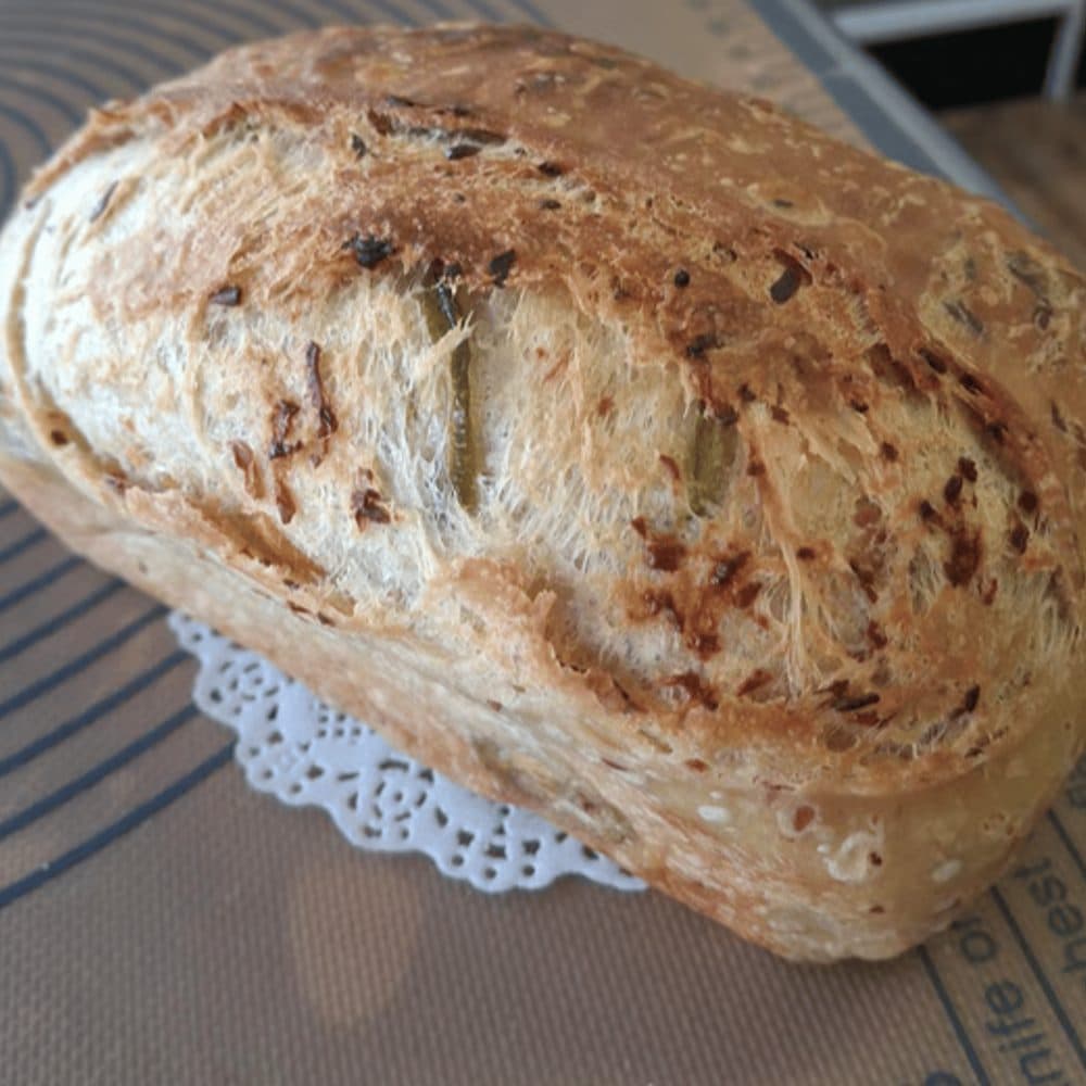 Jalapeño Cheddar Sourdough